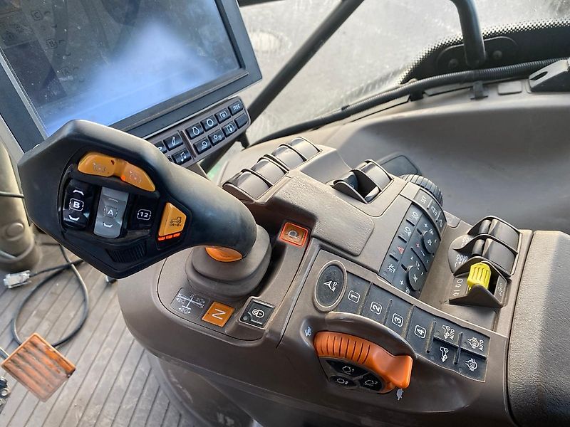 John Deere 6230R - Command Pro