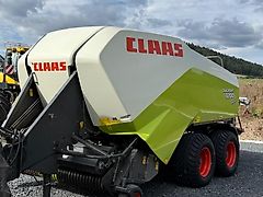 Claas Quadrant 3200 RC
