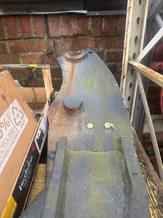 John Deere Hauer Schwinge XB 130 Bionic mit Konsolen, BJ 2018, sms-Schwingungstilgung, 3. Steuerkreis, Steuergerät, Multikuppler, Konsolen passend für 6000er Serie, sehr ordentlicher Zustand