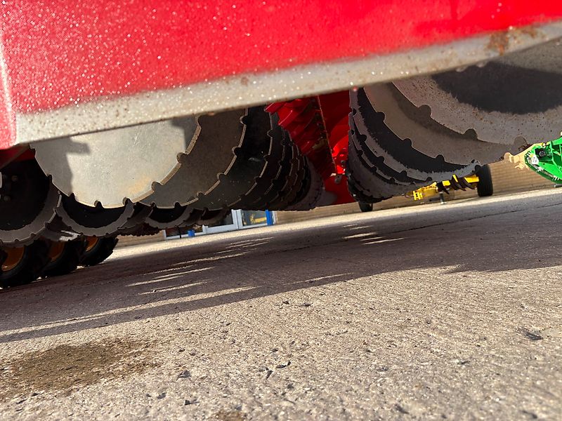 Väderstad EX DEMO Vaderstad Rapid A 400S Drill For Sale