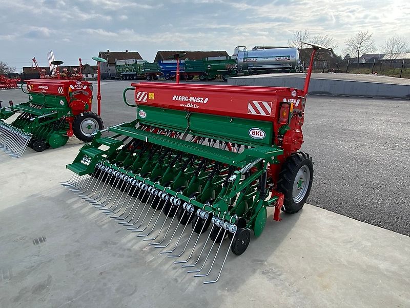AGRO-MASZ SR300 Drillmaschine