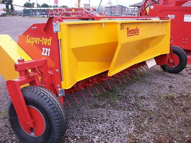 Teagle Schwadlüfter/Schwadwender SuperTed 221