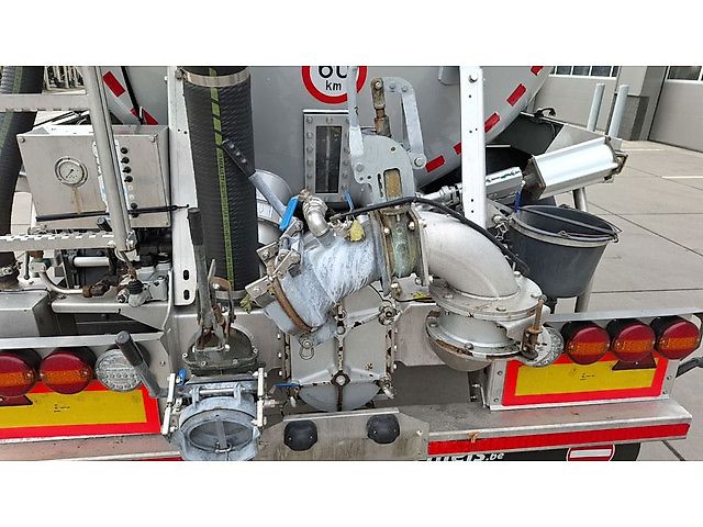 D-TEC Tanktrailer FV2006