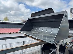 Alö Schwergutschaufel SM + 200 inkl. geschraubten Haken und Überlaufschutz