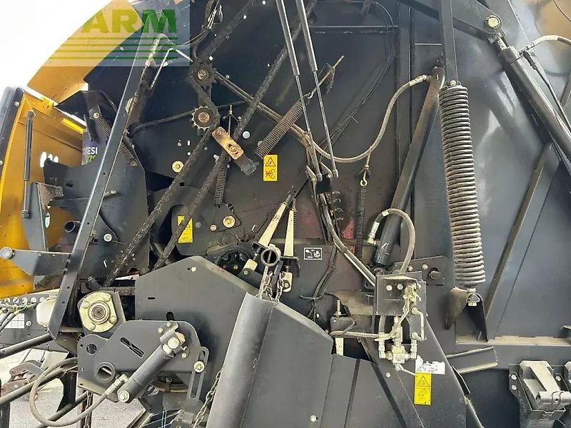 New Holland roll-belt180