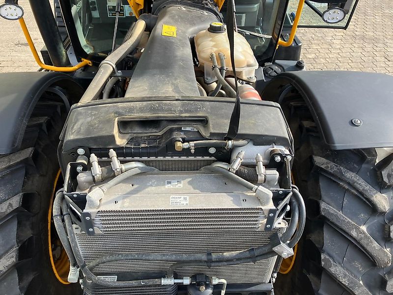 JCB Fastrac 4220 Icon Pro Line