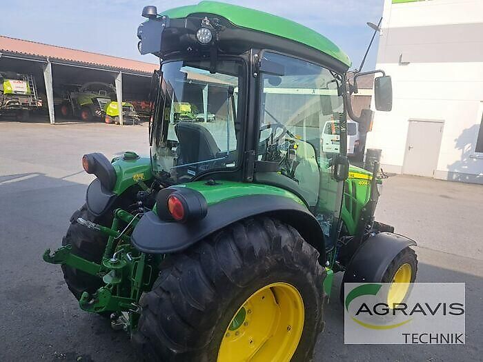 John Deere 4066 R