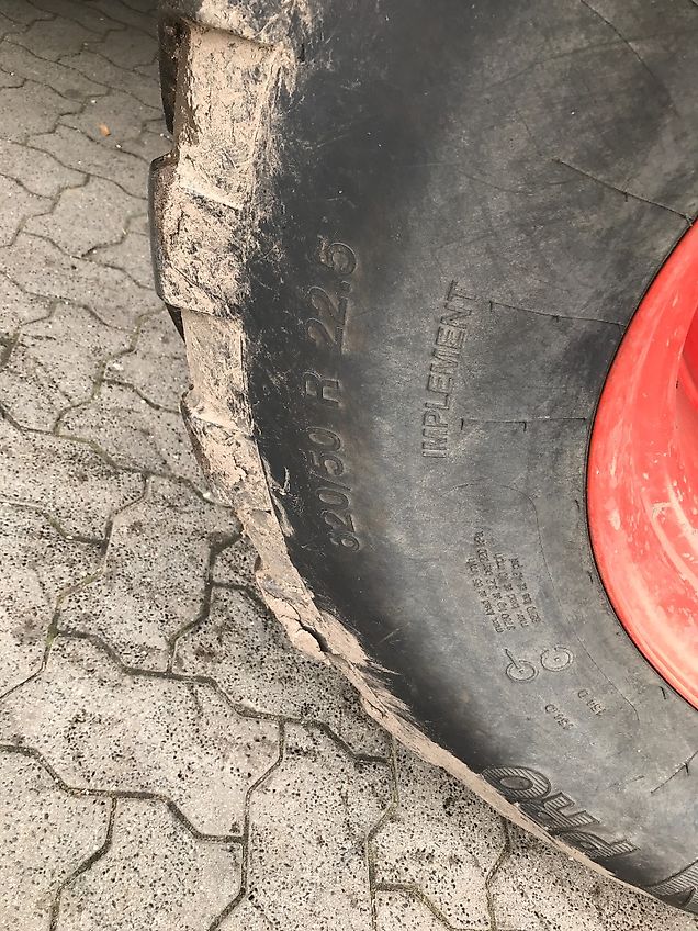 Claas QUADRANT 5300 FC