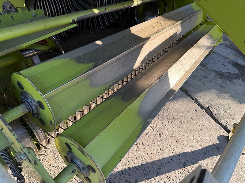 Claas Quadrant 2200 Roto Cut - 41877 Ballen