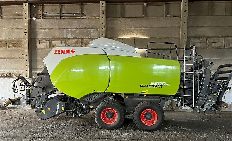 Claas Quadrant 5300 FC