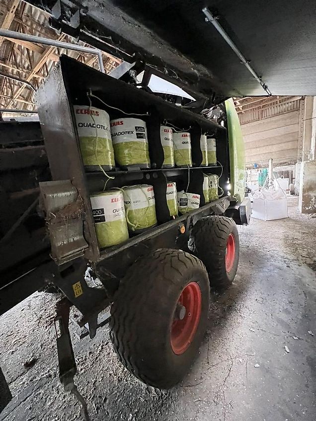 Claas Quadrant 5300 FC