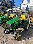 John Deere 2026 R mit LED Beleuchtung zu sofort