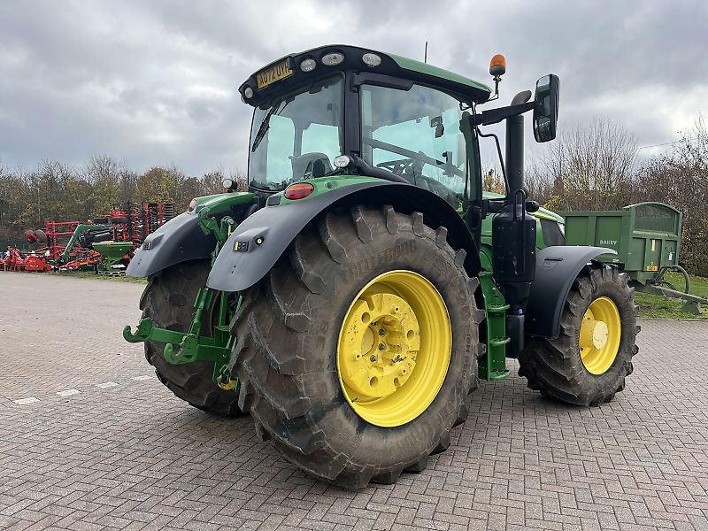 John Deere 6R185