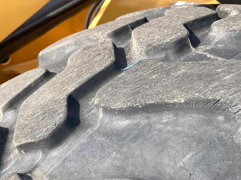 Liebherr L506 Compact