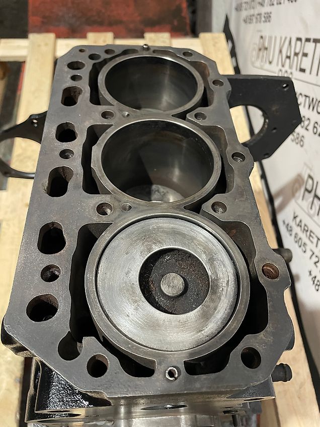 Yanmar 3TNV84 - silnik głowica + blok (Części zamienne)