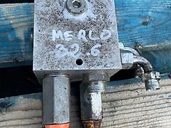 Merlo 32.6 - zamek hydrauliczny (Części zamienne)
