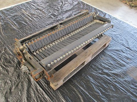 New Holland 84260895 Messerschublade für BB 1270/ BB 1290