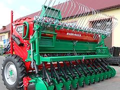 AGRO-MASZ Drillmaschine SR-300 / Seed drill/ Siewnik rzędowy SR-300 / Sembradora en línea SR-300