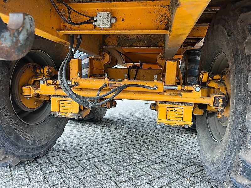 Veenhuis SW 400 Silagewagen