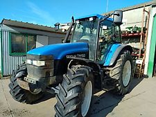 New Holland TM 150