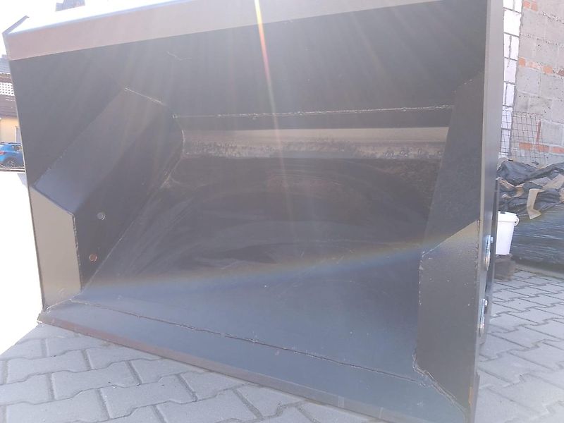 Hochkippschaufel Frontladerschaufel Euro Aufnahme