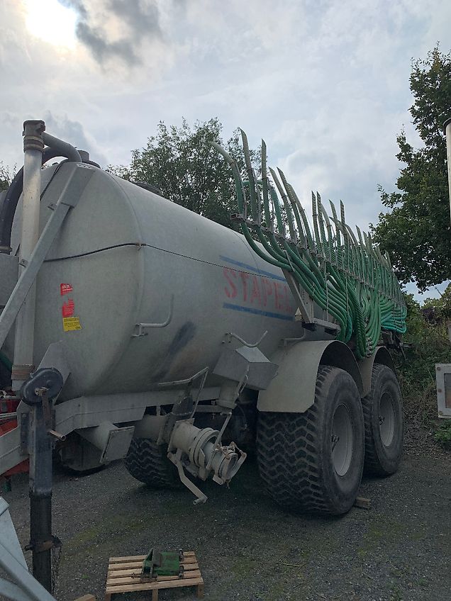 Stapel Vakuumtankwagen 18.000ltr