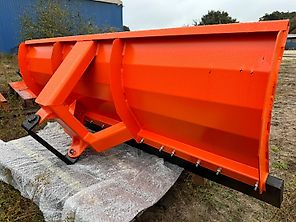 TOP ANGEBOT ❄️ Schneepflug / Schiebeschild / Schneeschild 3,0 m – hydraulisch| inkl. 19% MwSt. ✅ Robuster Schneepflug für Traktor, Hoflader & Frontlader  Unser Schneeschild 3,0 m hydraulisch ist ein zuverlässiges Werkzeug für den professionellen Winterdienst. Dank de