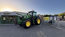 John Deere 6R250