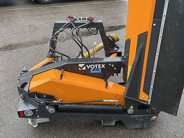 Votex MAXIMUS 240 KLEPELMAAIER DEMO