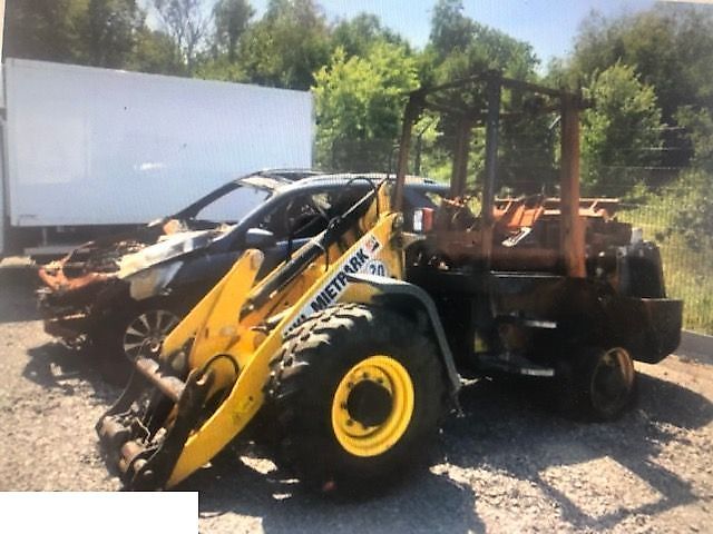 Yanmar V80 - Zwolnica (Części zamienne)