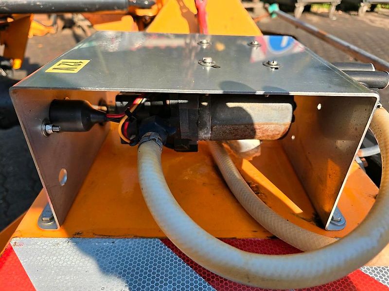 Dücker HDK 160 Kehrmaschine Straßenkehrmaschine Kehrbesen für Multicar Tremo Iseki Kubota