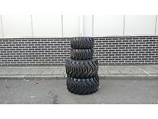 New Holland INDUSTRIEBANDEN 18X8.50-10 & 26X12.00-12
