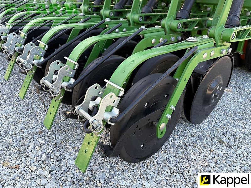 Amazone cataya 3000 super mit kx 3001 kreiselgrubber