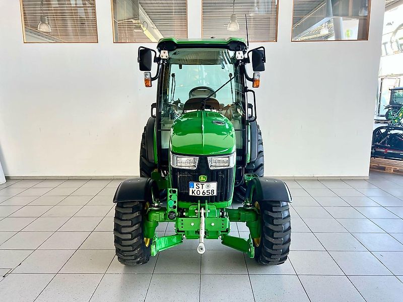 John Deere 4066R