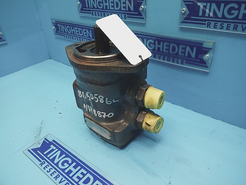 New Holland 8870 (Spare part/Reservedel/Ersatzteil)