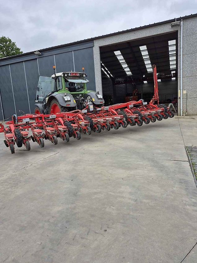 Kverneland MONOPILL 18 rangs