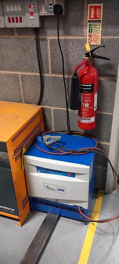 Atlet/Unicarriers 200DTF