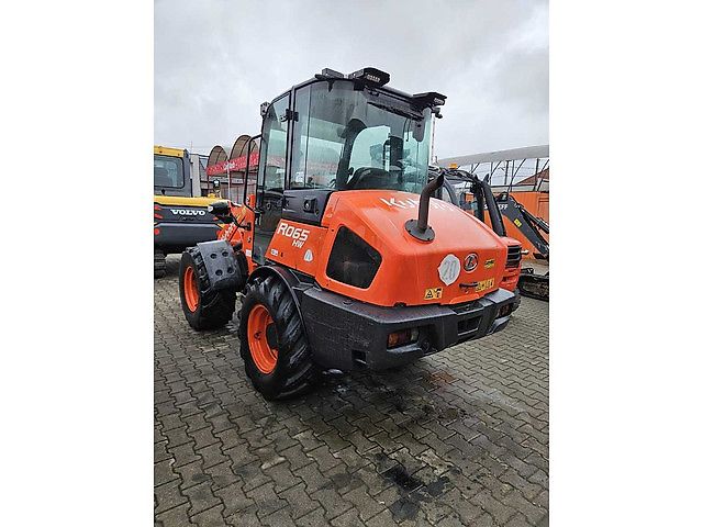 Kubota R065