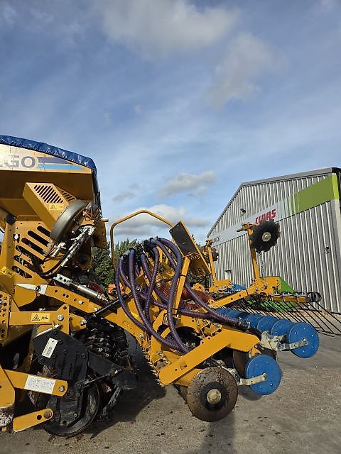 Alpego 3 metre power harrow drill combination