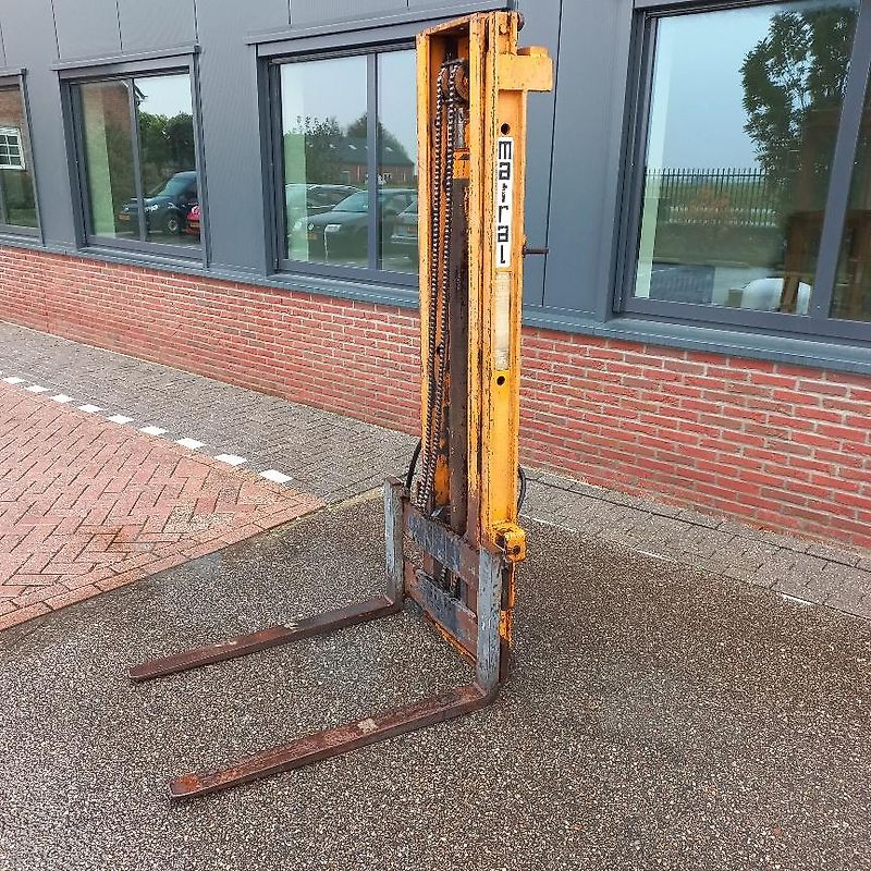 Matral L155 hefmast met vorken