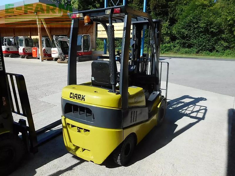 Clark g18d ( triplexfreihubmast 4,78m ) + ss + ls