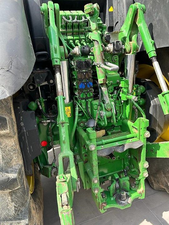 John Deere 6230 R Front PTO
