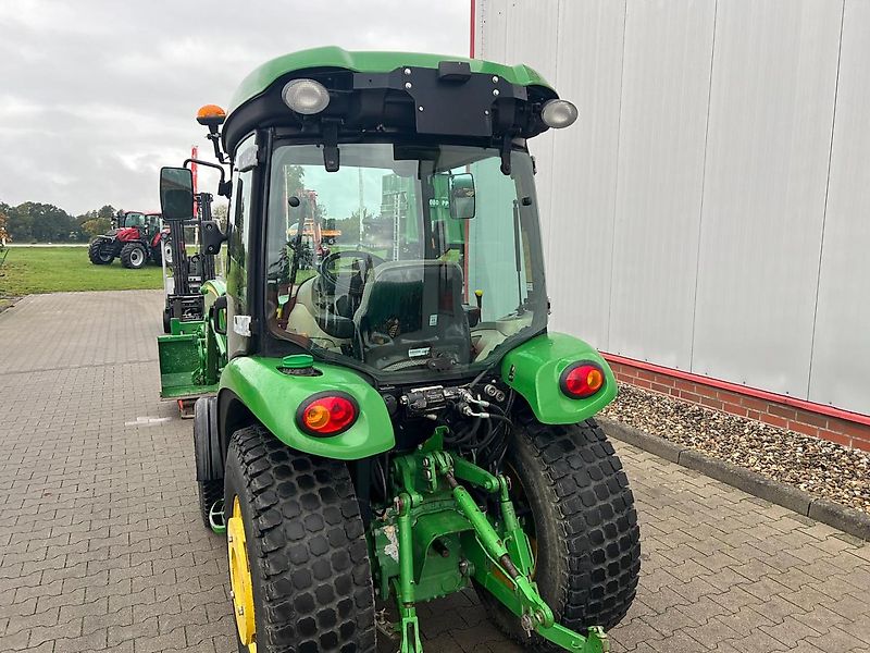 John Deere 3038 R