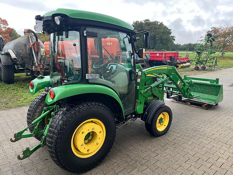 John Deere 3038 R