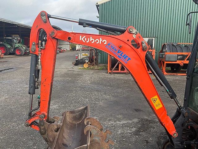 Kubota KX016-4
