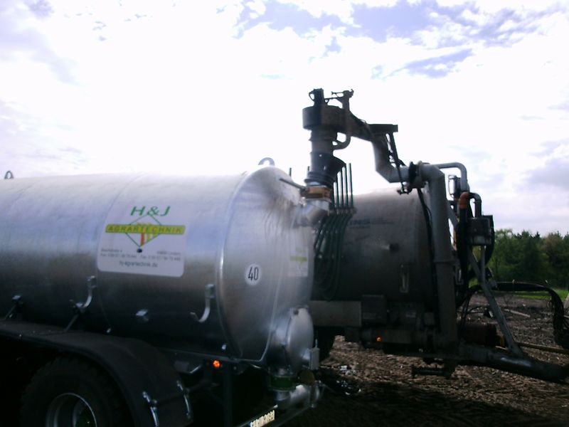 H&J Agrartechnik Zubringfass VTWD 26000