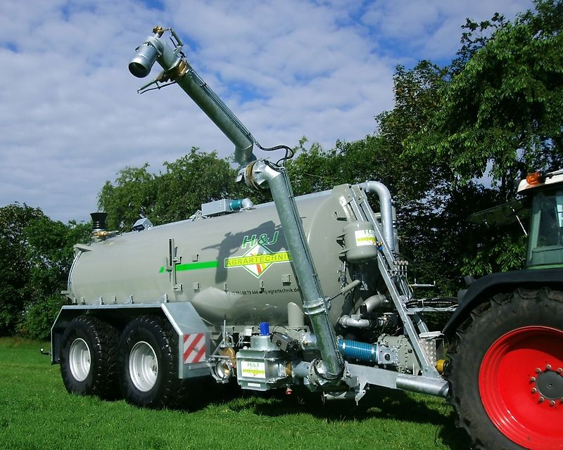 H&J Agrartechnik Zubringfass VTWD 26000