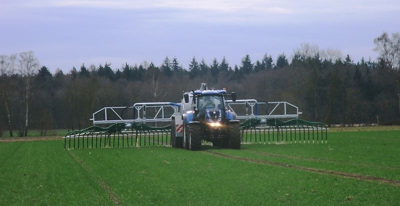 H&J Agrartechnik Zubringfass VTWD 26000