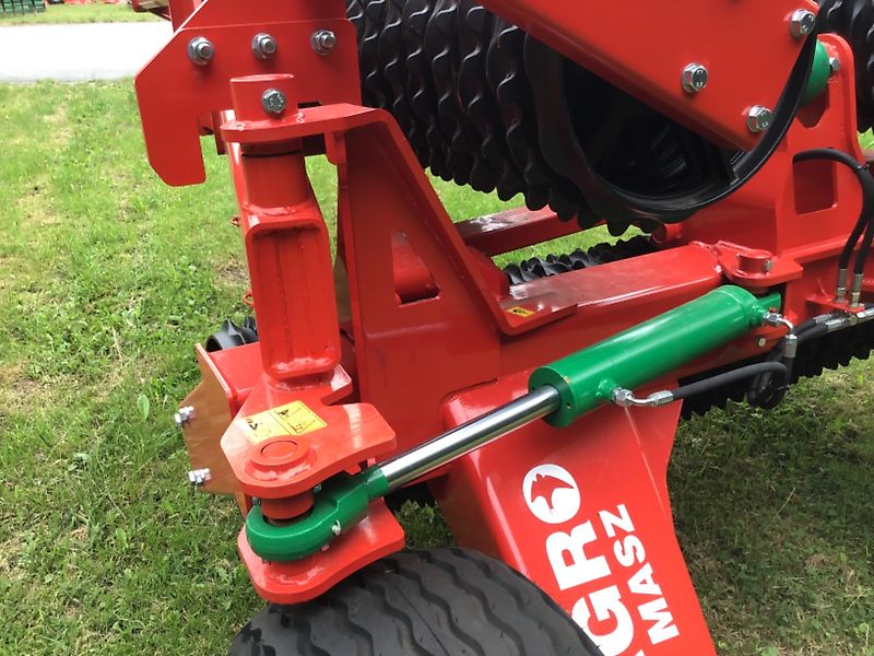 AGRO-MASZ Hestile 63- Doppelgelenk , 3.700kg