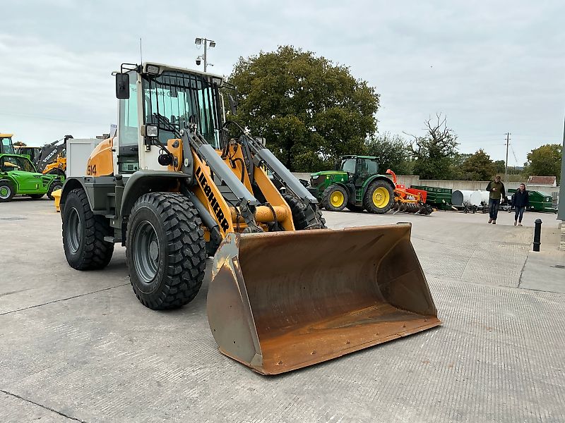 Liebherr 514 Stereo Wheeled Loading Shovel (ST23960)